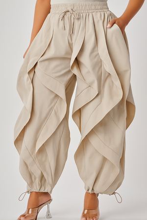 Drama Line Pants